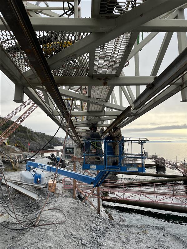 Marine Fabrication and Structural Steel Repairs to Barge Loader System on Texada Island